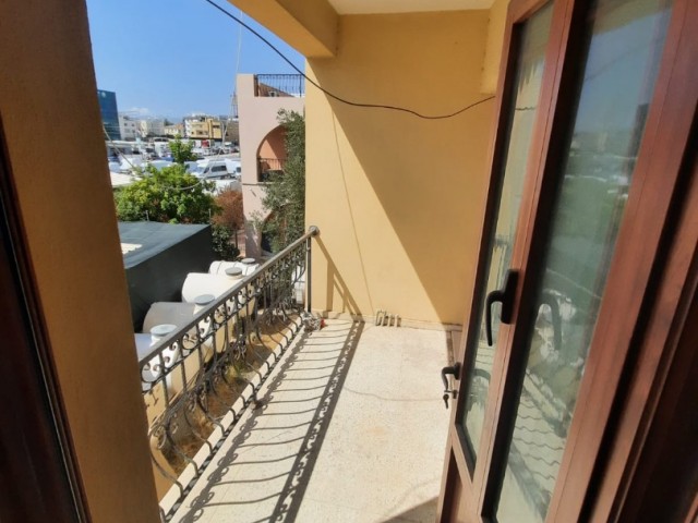 3+1 flat for sale in Nicosia Dumlupinar