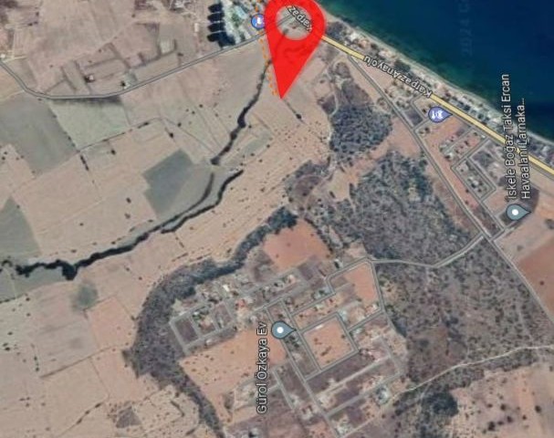 26 DECADES OF LAND FOR SALE IN İSKELE BOĞAZTEPE, 450 METERS TO THE SEA AND 400 METERS TO THE ROAD WITH ITS OWN NEW ROAD!!!!