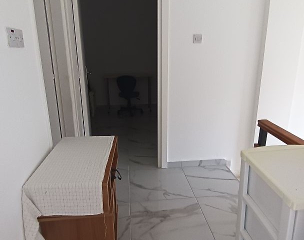 Sadrazamköy de Yazlık Eşyalı Satılık İkiz Villa