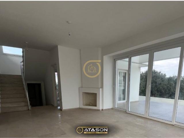 3+1 DETACHED VILLA FOR SALE ON A 500 M2 LAND IN GİRNE YEŞİLTEPE!!