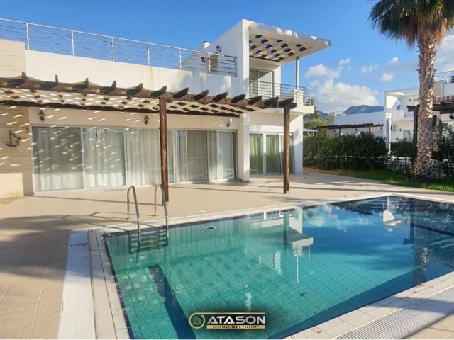 FULLY FURNISHED 3+1 VILLA WITH PRIVATE POOL ON A 600 M2 LAND IN ESENTEPE, GIRNE!!