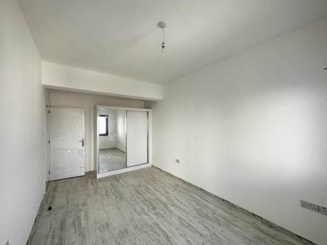 3+1 120 m2 brandneue Wohnung zum Verkauf in Lapta!