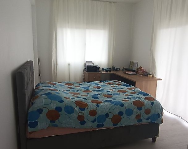 2+1 Wohnung zum Verkauf hinter der Gemeinde in Yenikent!