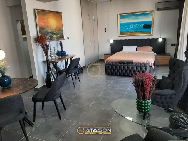 FULLY FURNISHED 1+1 LUXURY APARTMENT FOR DAILY RENT IN KYRENIA CENTER, SEAFRONT