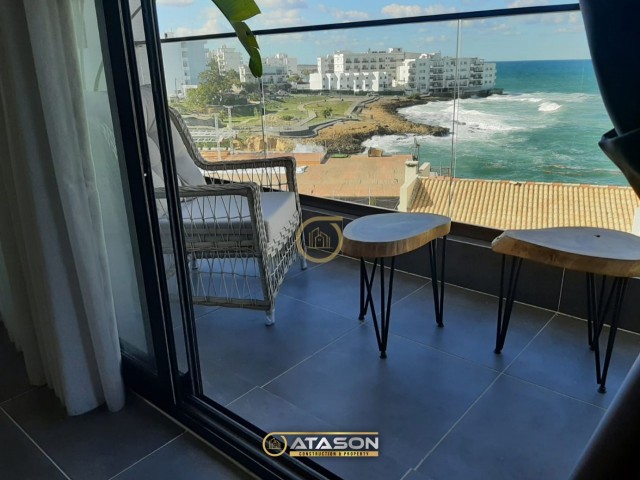 FULLY FURNISHED 1+1 LUXURY APARTMENT FOR DAILY RENT IN KYRENIA CENTER, SEAFRONT