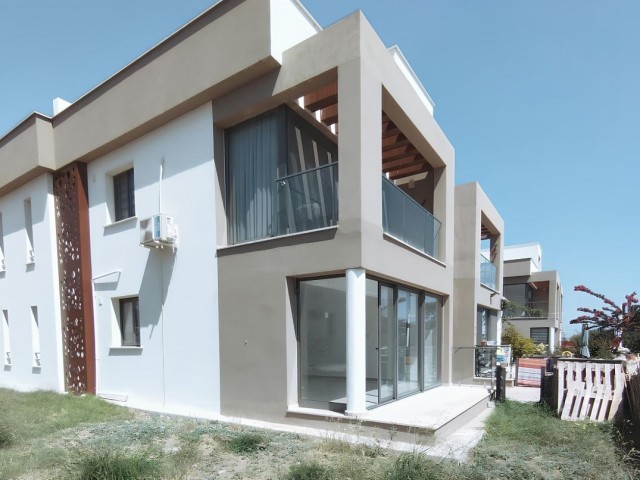 ⚜️ 2+1 Wohnungen mit Gemeinschaftsgarten zum Verkauf in Kyrenia Alsancak