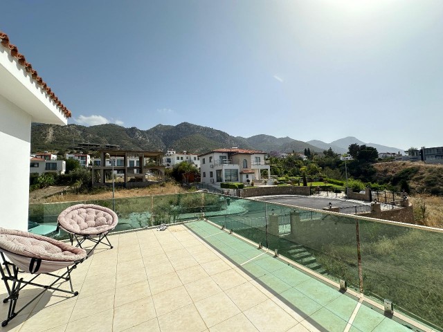 Komplett möblierte 3+1-Villa zur Miete mit herrlichem Berg-/Meerblick in Kyrenia/Çatalköy