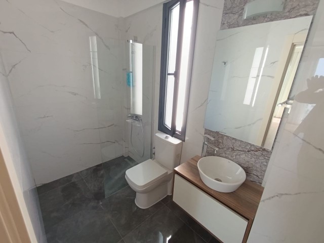 3+1 Luxus-Penthouse zur Miete im Zentrum von Kyrenia