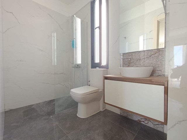 3+1 Luxus-Penthouse zur Miete im Zentrum von Kyrenia