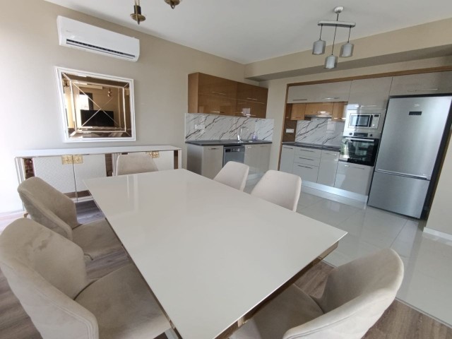 3+1 Luxury Penthouse for Rent in Kyrenia Center