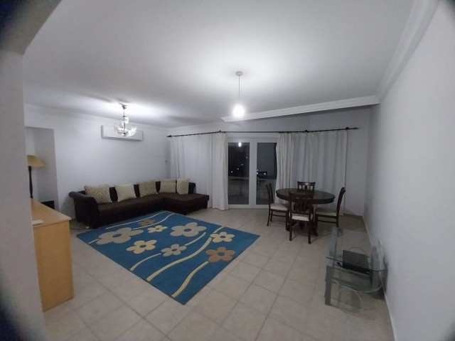 Girne Merkezde 4+1 (1 oda penthouse şeklinde üst katta)