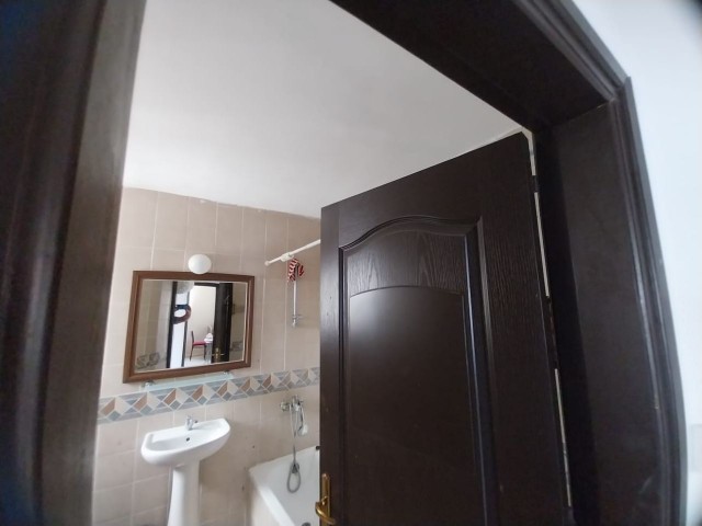 4+1 im Kyrenia Center (1 Zimmer im Obergeschoss als Penthouse)