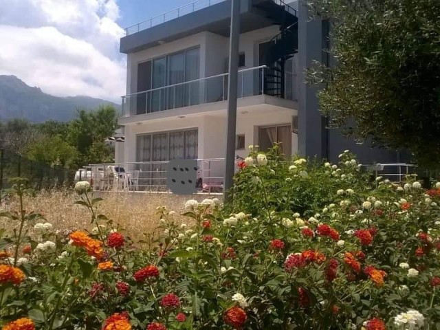 2+1 FURNISHED FLAT FOR SALE IN KARAOĞLANOĞLU WITH PRIVATE TERRACE IN ÇATI