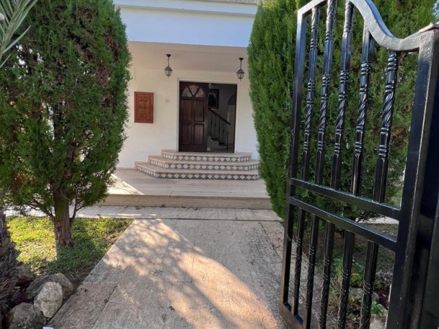 6+2 villa with pool for sale in Kyrenia center, 2 MINUTES TO THE BAZAAR