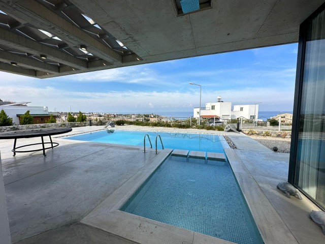 LUXUSVILLA 3+1 ZUR TÄGLICHEN MIETE IN GIRNE/BAHÇELİ