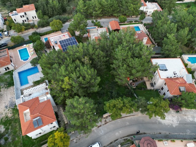 660 m2 land for sale in Çatalköy