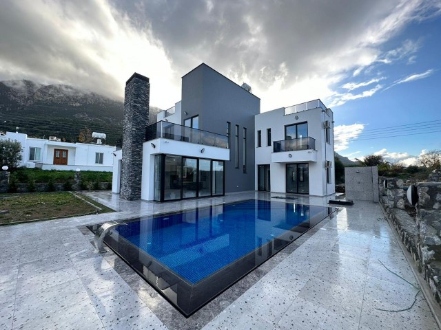 LUXURY 4+1 TRIPLEX VILLA FOR SALE IN LAPTA, WITH STUNNING MOUNTAIN AND SEA VIEWS