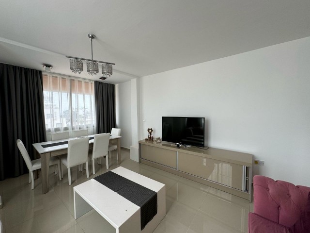 2+1 WOHN-PENTHOUSE ZU VERMIETEN IM KYRENIA CENTER