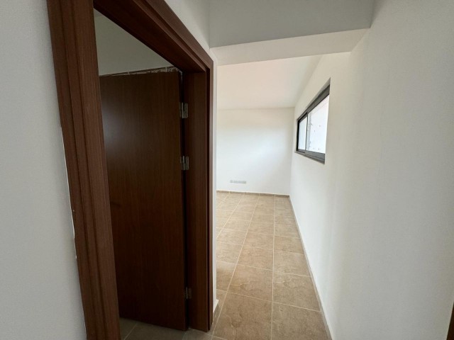 2+1 Penthouse zum Verkauf in Arapköy. ONU CAPAMAZ Herrlicher Meer- und Bergblick