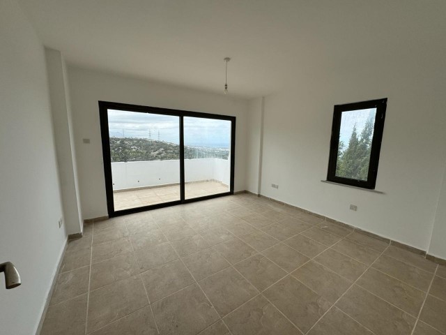 2+1 penthouse for sale in Arapkoy. ONU CAPAMAZ Magnificent Sea and Mountain view