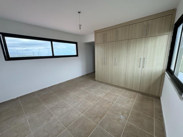 2+1 Penthouse zum Verkauf in Arapköy. ONU CAPAMAZ Herrlicher Meer- und Bergblick