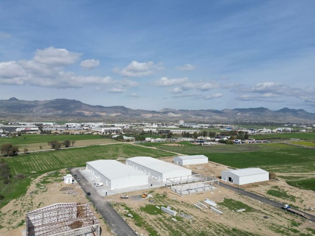 600 M2 WAREHOUSES FOR SALE IN THE INDUSTRIAL ZONE IN HASPOLAT