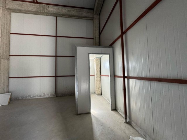 600 M2 WAREHOUSES FOR SALE IN THE INDUSTRIAL ZONE IN HASPOLAT