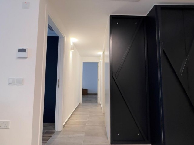 2+1 Luxuswohnung zur Miete im Zentrum von Kyrenia