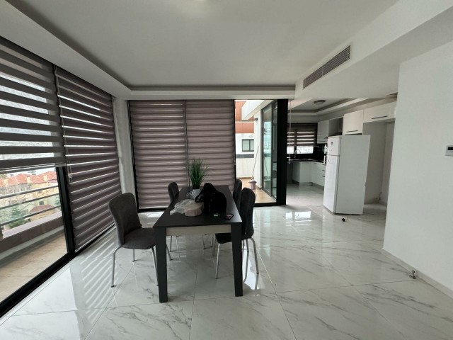 GİRNE MERKEZDE KİRALIK 3+1 FULL EŞYALI DAİRE PENTHOUSE 