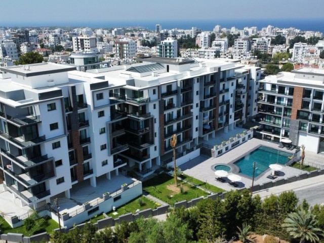 2+1 komplett möblierte Wohnung zum Verkauf im Zentrum von Kyrenia