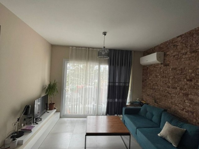 FURNISHED/UNFURNISHED 2+1 FLAT FOR SALE IN KYRENIA CENTER, TITLE DEED IS IN THE AREA OF THE FLAT