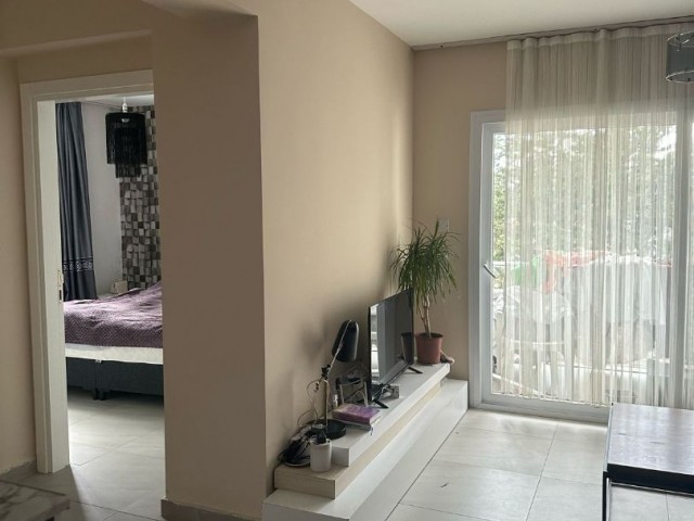 FURNISHED/UNFURNISHED 2+1 FLAT FOR SALE IN KYRENIA CENTER, TITLE DEED IS IN THE AREA OF THE FLAT