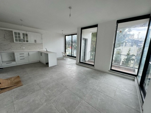 2+1 NEW FLAT FOR SALE IN KYRENIA CENTER