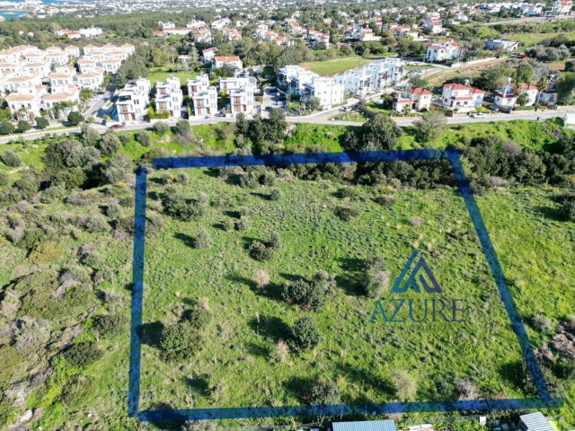 Land with mountain and sea views for sale in Alsancak