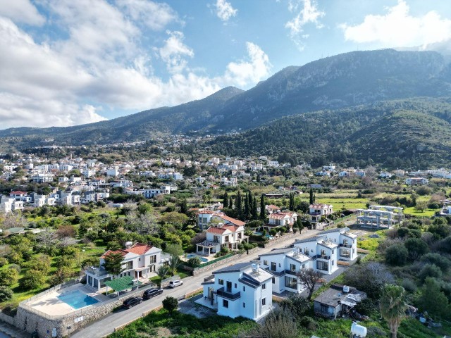 3+1 Villa zum Verkauf in Lapta mit herrlicher Aussicht