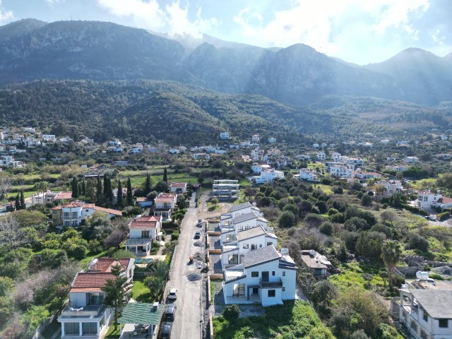 3+1 Villa zum Verkauf in Lapta mit herrlicher Aussicht