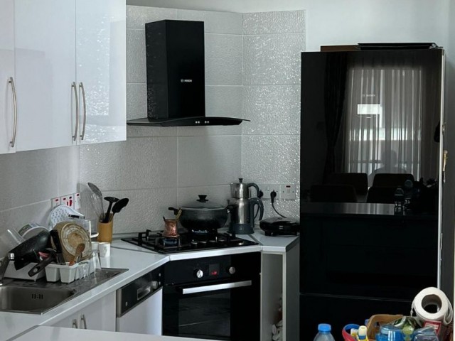 GİRNE MERKEZDE SATILIK 3+1 MASRAFSİZ DAİRE, TÜRK KOÇAN 