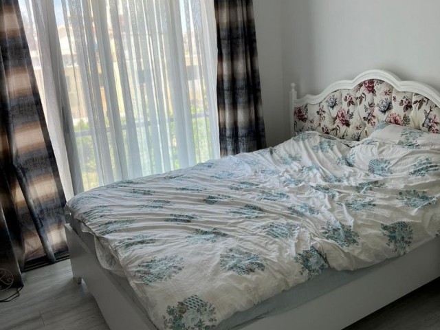 GİRNE MERKEZDE SATILIK 3+1 MASRAFSİZ DAİRE, TÜRK KOÇAN 