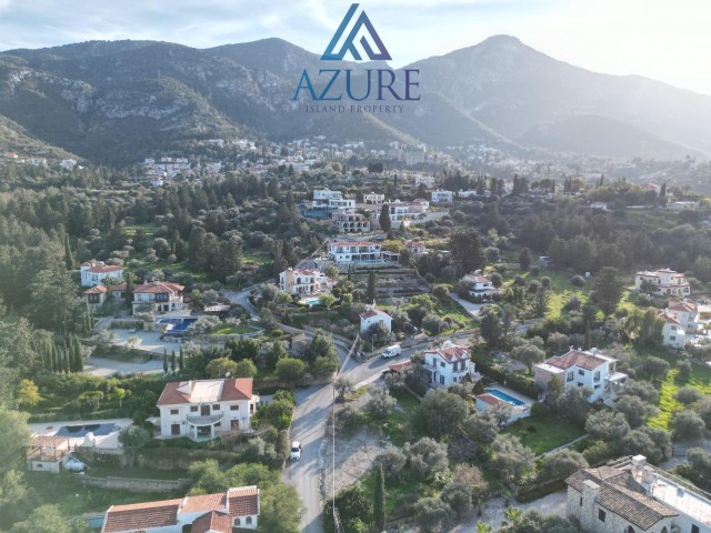 1072 m2land with Turkish title for sale in Ozanköy