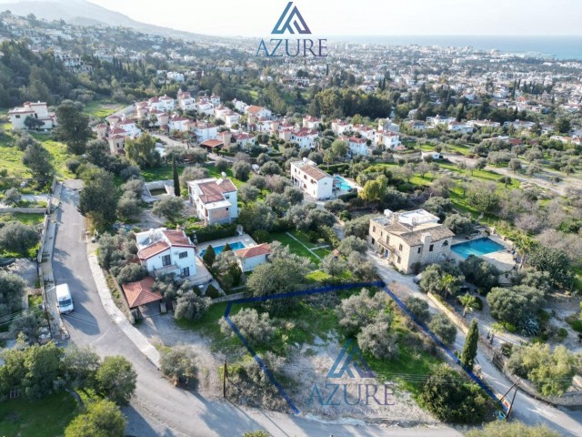 1072 m2land with Turkish title for sale in Ozanköy