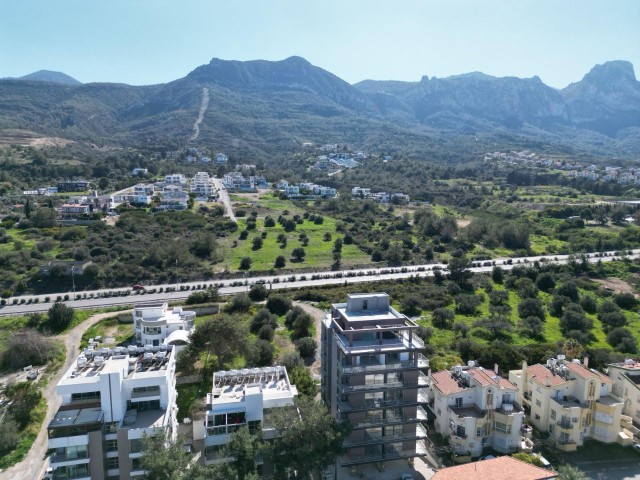 2+1 flat with sea view for sale in Kyrenia center