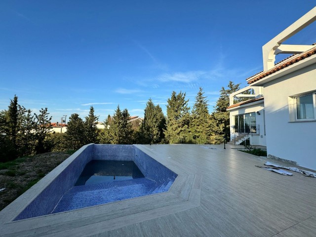 4+2 villa of 1100 m2 for sale in Ozanköy, Turkish Koçanlı