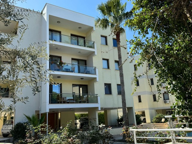 Very spacious 185m2 3+1 flat for sale in Kyrenia centre. All taxes paid