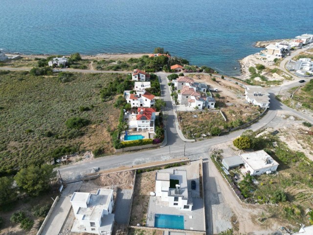 FULLY FURNISHED 3+1 VILLA FOR SALE IN KARŞIYAKA, ALL TAXES HAVE BEEN PAID!!! 400 METERS TO THE SEA