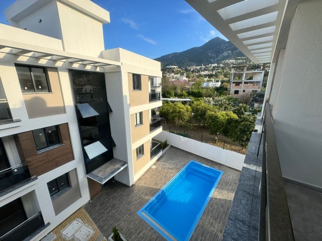 2+1 flats for sale in Lapta on site with pool