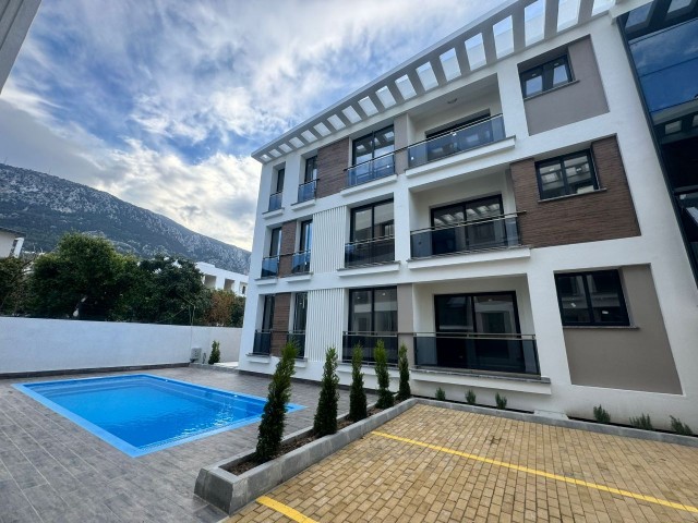 2+1 flats for sale in Lapta on site with pool