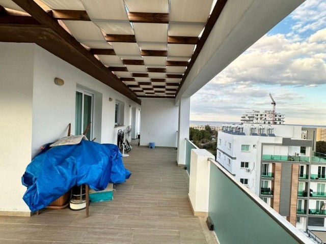 2+1 Penthouse zum Verkauf im Zentrum von Kyrenia, Transformator und alle Steuern bezahlt