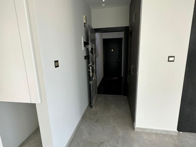 2+1 UNFURNISHED FLAT FOR RENT IN KYRENIA CENTER