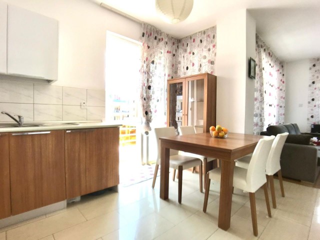 138 M2 3+1 FULLY FURNISHED FLAT FOR SALE IN KYRENIA CENTER, IN A SITE WITH POOL