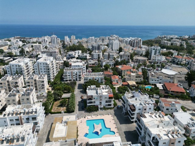 138 M2 3+1 FULLY FURNISHED FLAT FOR SALE IN KYRENIA CENTER, IN A SITE WITH POOL